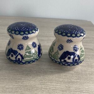Polish pottery salt and pepper shakers